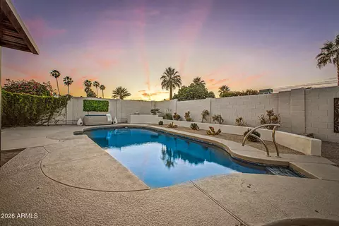 Exterior - 2532 E Sahuaro Dr, Phoenix, AZ 85028 photo 10 of 11