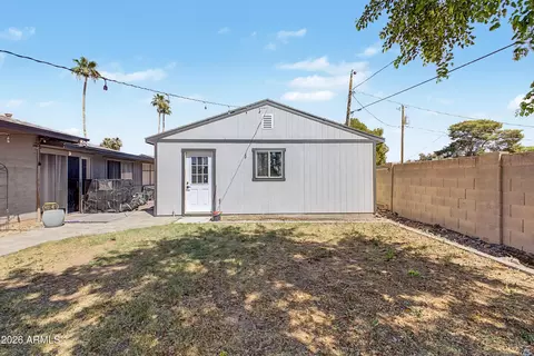 Exterior - 2029 W Coolbrook Ave, Phoenix, AZ 85023 photo 4 of 9