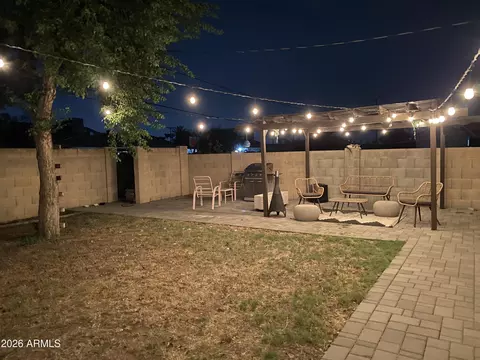 Exterior - 2029 W Coolbrook Ave, Phoenix, AZ 85023 photo 5 of 9
