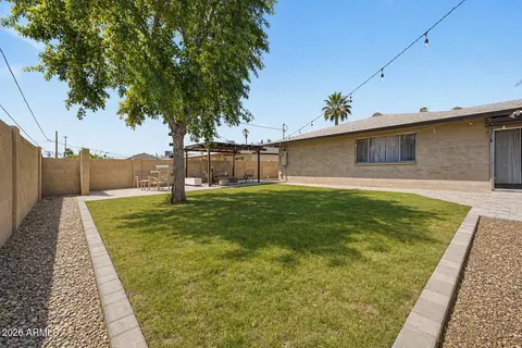 Exterior - 2029 W Coolbrook Ave, Phoenix, AZ 85023 photo 3 of 9