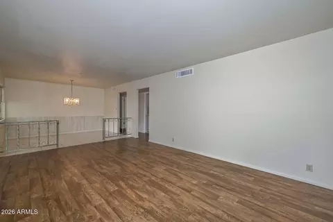 Living - 6035 N 10th Pl, Phoenix, AZ 85014 photo 2 of 8
