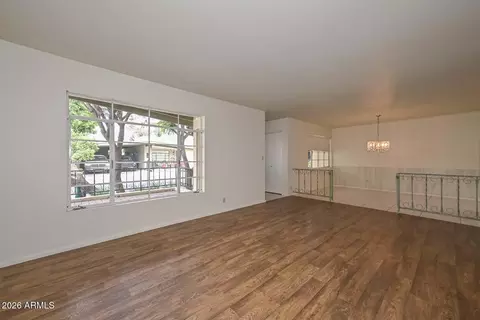 Living - 6035 N 10th Pl, Phoenix, AZ 85014 photo 3 of 8