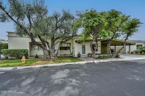 Exterior - 6035 N 10th Pl, Phoenix, AZ 85014 photo 2 of 11