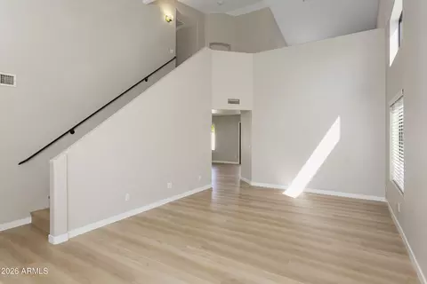 Living - 2134 E Daley Ln, Phoenix, AZ 85024 photo 2 of 5