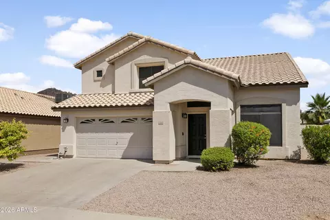 Exterior - 2134 E Daley Ln, Phoenix, AZ 85024 photo 2 of 6