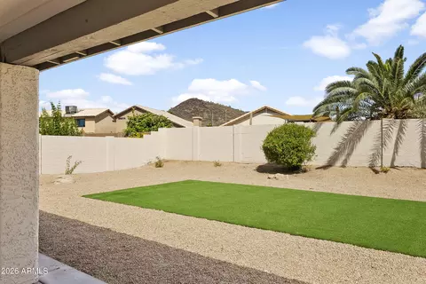 Exterior - 2134 E Daley Ln, Phoenix, AZ 85024 photo 4 of 6