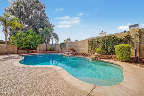 Exterior - 4014 E Morrow Dr, Phoenix, AZ 85050 photo 3 of 5