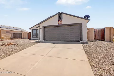 8719 W Magnum Dr, Arizona City, AZ 85123