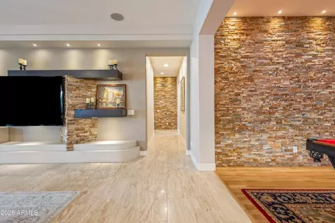 Entry Way - 1502 E Gemini Pl, Chandler, AZ 85249 photo 3 of 4