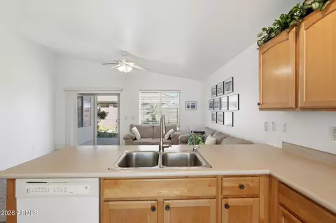 Kitchen - 3004 E Firestone Dr, Chandler, AZ 85249 photo 5 of 5