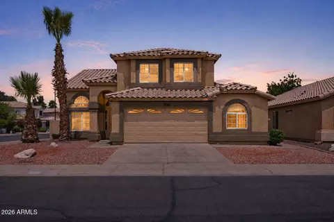 1548 W Sand Dune Dr, Gilbert, AZ 85233