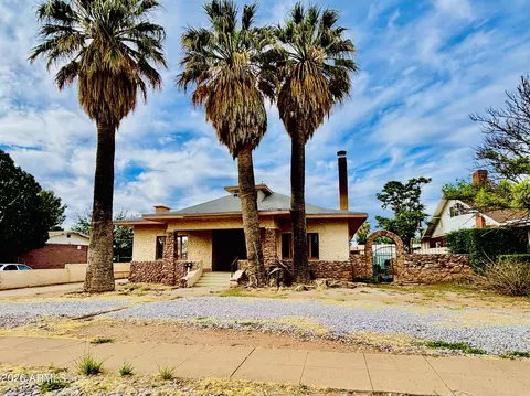 1228 E 9th St, Douglas, AZ 85607