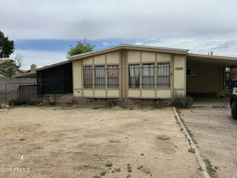 3013 E Beardsley Rd, Phoenix, AZ 85050