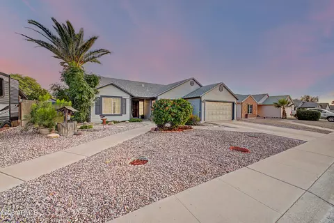 6321 W Acapulco Ln, Glendale, AZ 85306