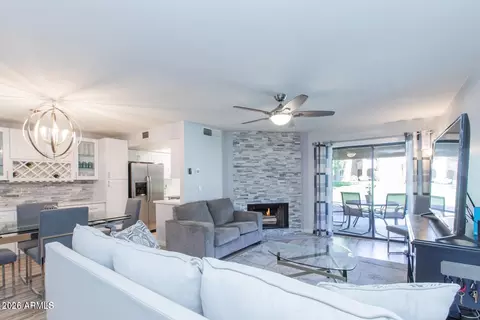 9460 E Mission Ln #122, Scottsdale, AZ 85258