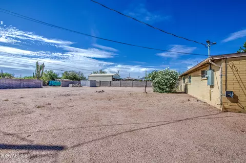 Exterior - 650 N Rennick Dr, Apache Junction, AZ 85120 photo 8 of 8