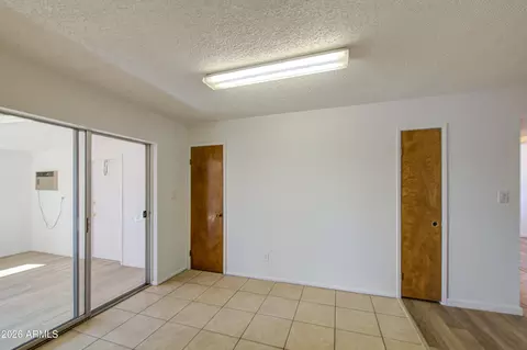 Dining - 650 N Rennick Dr, Apache Junction, AZ 85120 photo 1 of 1