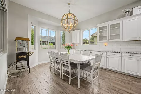 Dining - 2943 E Bloomfield Pkwy, Gilbert, AZ 85296 photo 2 of 3