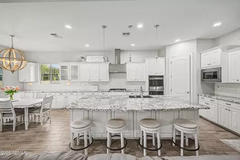 Kitchen - 2943 E Bloomfield Pkwy, Gilbert, AZ 85296 photo 4 of 4