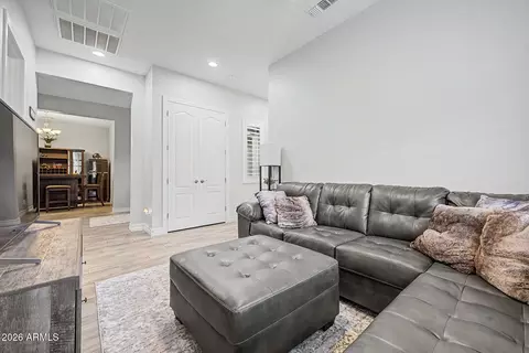 Living - 2943 E Bloomfield Pkwy, Gilbert, AZ 85296 photo 3 of 3