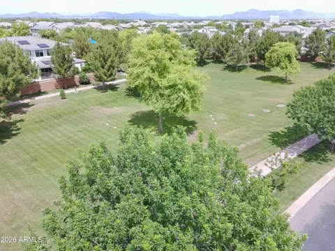 View/Area - 2943 E Bloomfield Pkwy, Gilbert, AZ 85296 photo 5 of 14