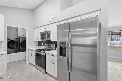 6026 W Juniper Ave, Glendale, AZ 85306