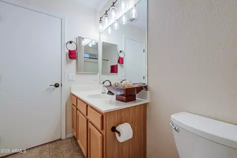 Bath - 1757 W Ray Ln, Apache Junction, AZ 85120 photo 4 of 7