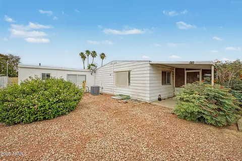 Exterior - 16210 N 33rd St, Phoenix, AZ 85032 photo 4 of 5