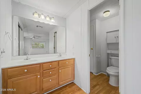 Bath - 16210 N 33rd St, Phoenix, AZ 85032 photo 1 of 2
