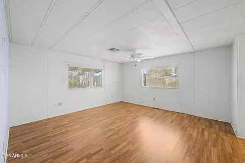 Living - 16210 N 33rd St, Phoenix, AZ 85032 photo 4 of 6