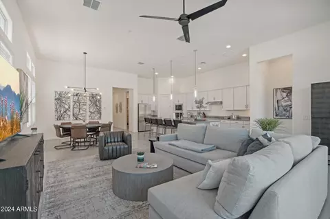 38500 N School House Rd #5, Cave Creek, AZ 85331