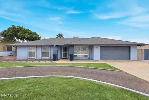 1037 E Acoma Dr, Phoenix, AZ 85022