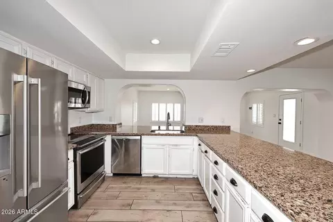 Kitchen - 1037 E Acoma Dr, Phoenix, AZ 85022 photo 3 of 3