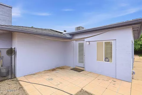 Exterior - 1037 E Acoma Dr, Phoenix, AZ 85022 photo 9 of 11