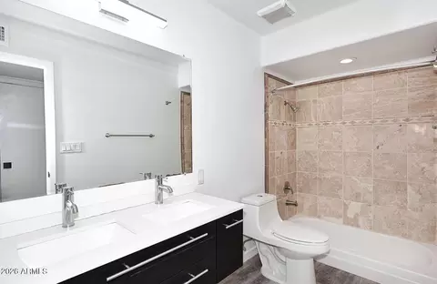 Bath - 1037 E Acoma Dr, Phoenix, AZ 85022 photo 1 of 8