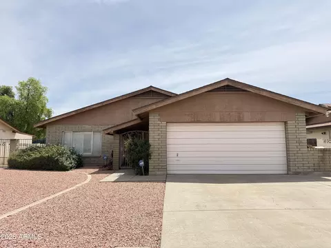 4525 W Gardenia Ave, Glendale, AZ 85301