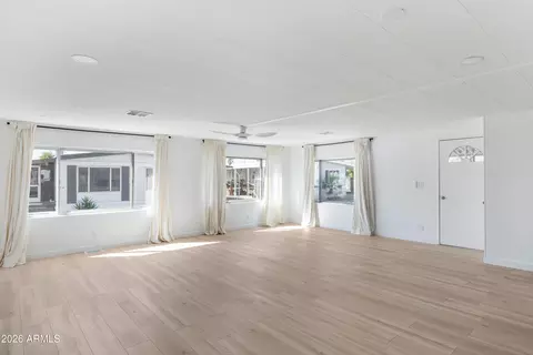 2401 W Southern Ave #376, Tempe, AZ 85282