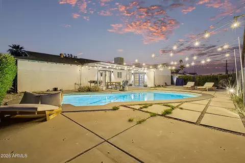 Exterior - 3925 W Krall St, Phoenix, AZ 85019 photo 3 of 7
