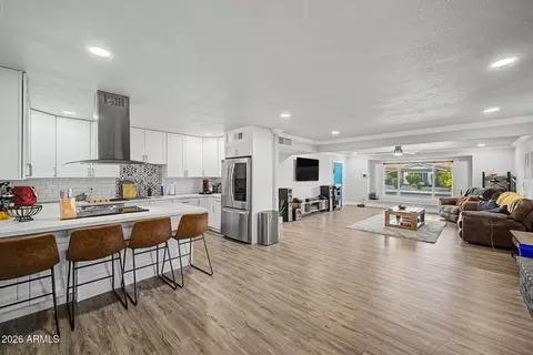 Kitchen - 3925 W Krall St, Phoenix, AZ 85019 photo 3 of 3