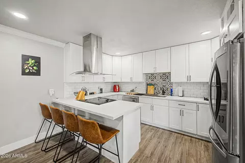 Kitchen - 3925 W Krall St, Phoenix, AZ 85019 photo 1 of 3