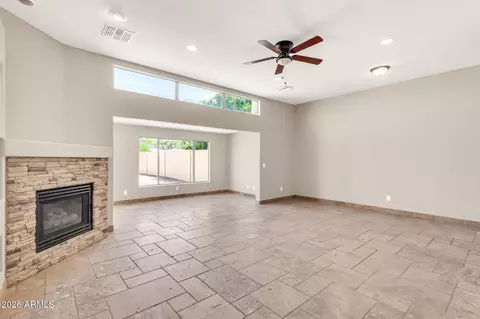 Living - 7006 E Jensen St #55, Mesa, AZ 85207 photo 8 of 10
