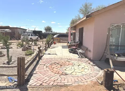 Exterior - 263 N Gold Dr N, Apache Junction, AZ 85120 photo 3 of 4
