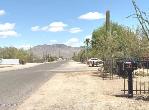 263 N Gold Dr N, Apache Junction, AZ 85120