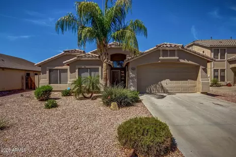 823 W Gascon Rd, San Tan Valley, AZ 85143