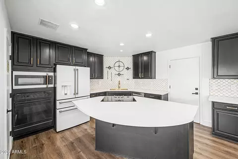Kitchen - 127 E Pershing Ave, Phoenix, AZ 85022 photo 1 of 3