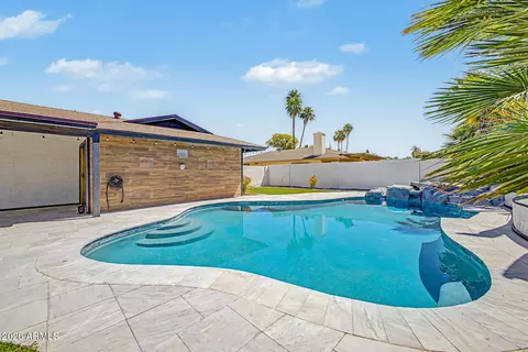 Exterior - 127 E Pershing Ave, Phoenix, AZ 85022 photo 10 of 13