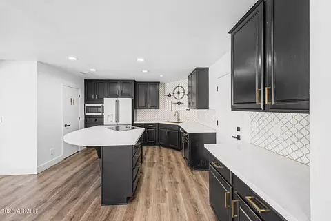 Kitchen - 127 E Pershing Ave, Phoenix, AZ 85022 photo 2 of 3