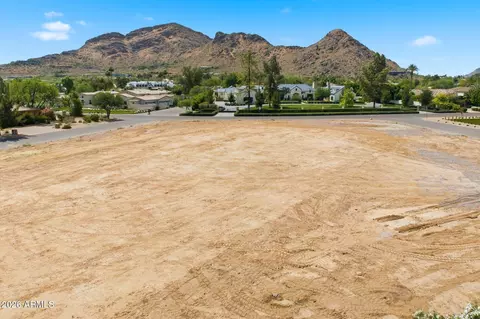 5702 E Caballo Dr #7, Paradise Valley, AZ 85253