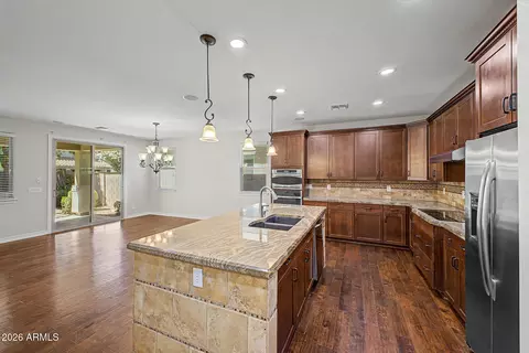 Kitchen - 2559 E Penedes Dr, Gilbert, AZ 85298 photo 3 of 4