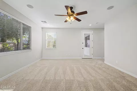 Living - 2559 E Penedes Dr, Gilbert, AZ 85298 photo 17 of 17